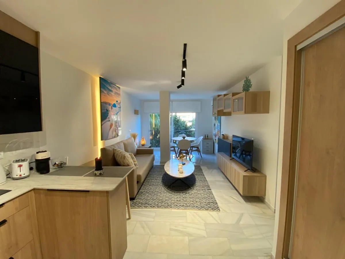 Apartment Nomad Stays Milos Y Bali Marbella