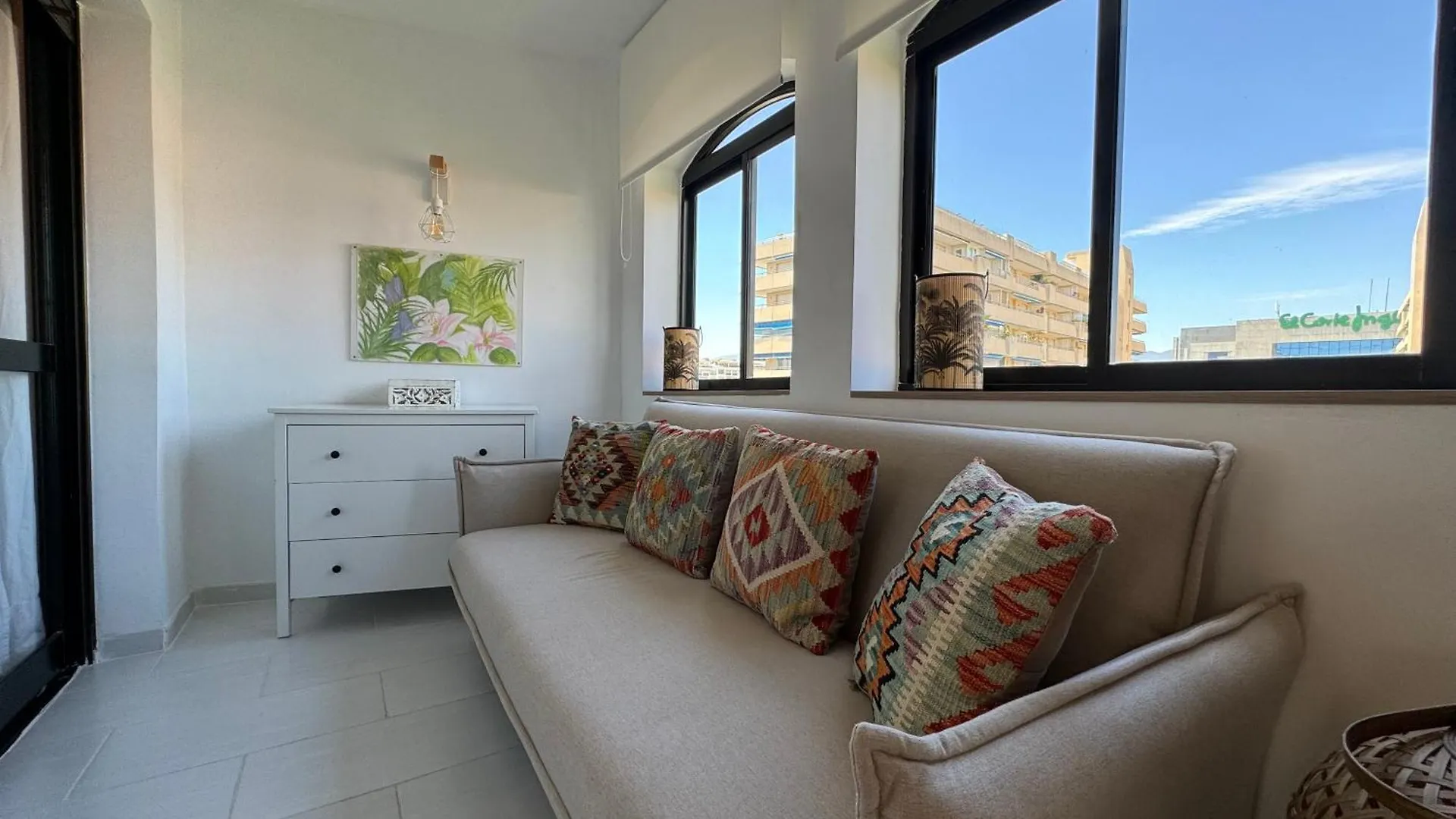 Apartment Nomad Stays Milos Y Bali Marbella Spain