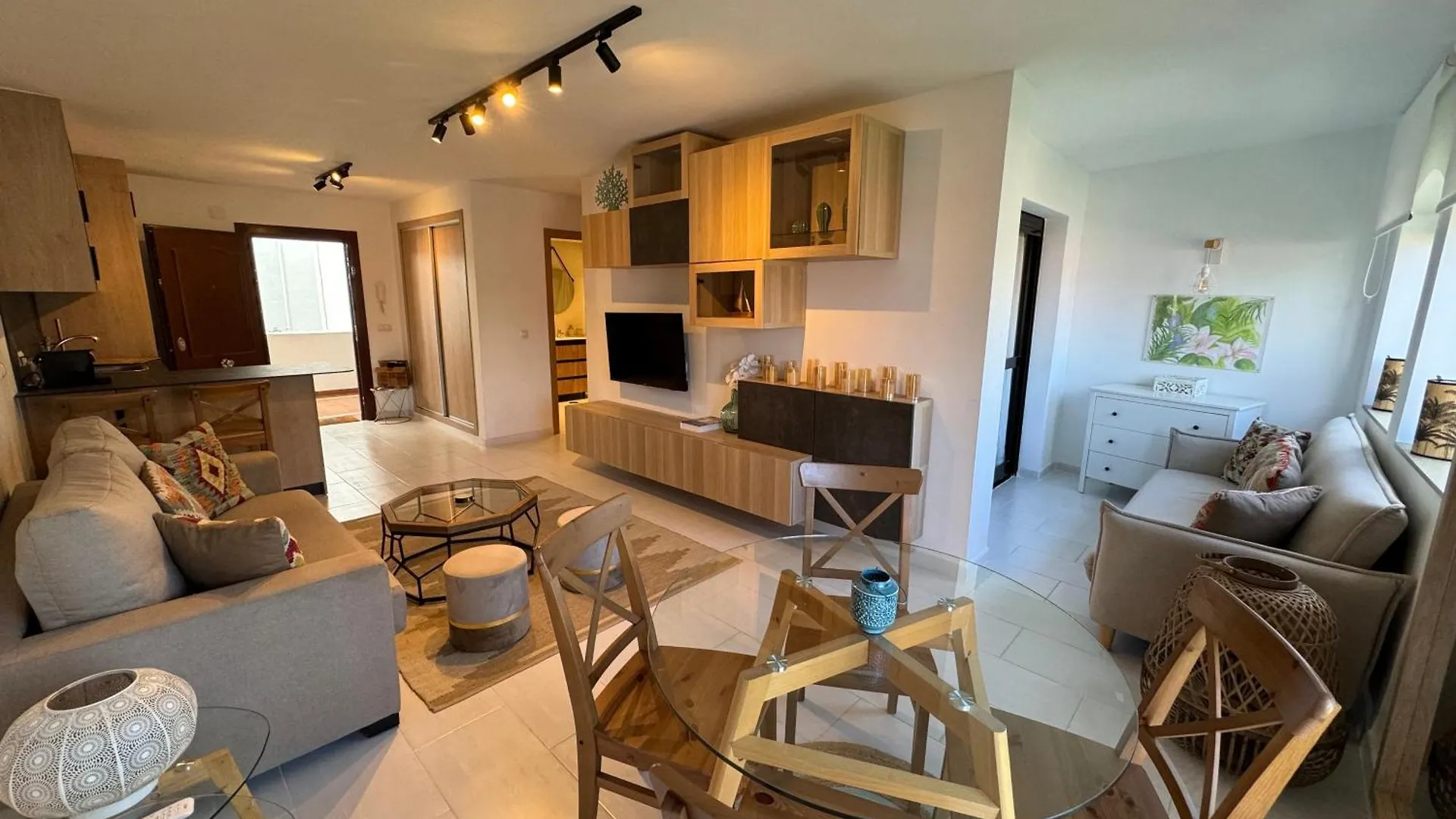 Nomad Stays Milos Y Bali Marbella